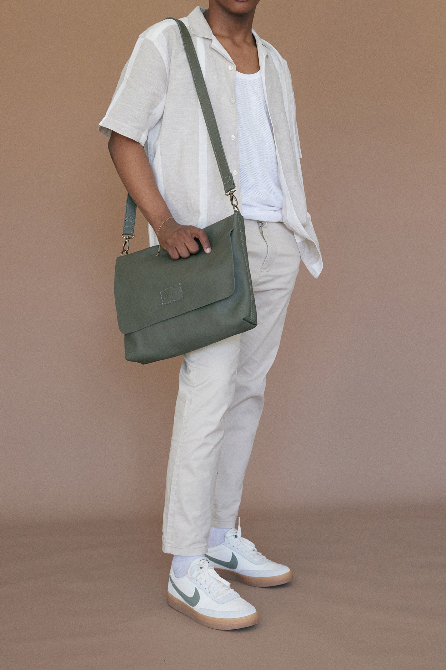 Riley 13" Minimalist Leather Laptop Sling