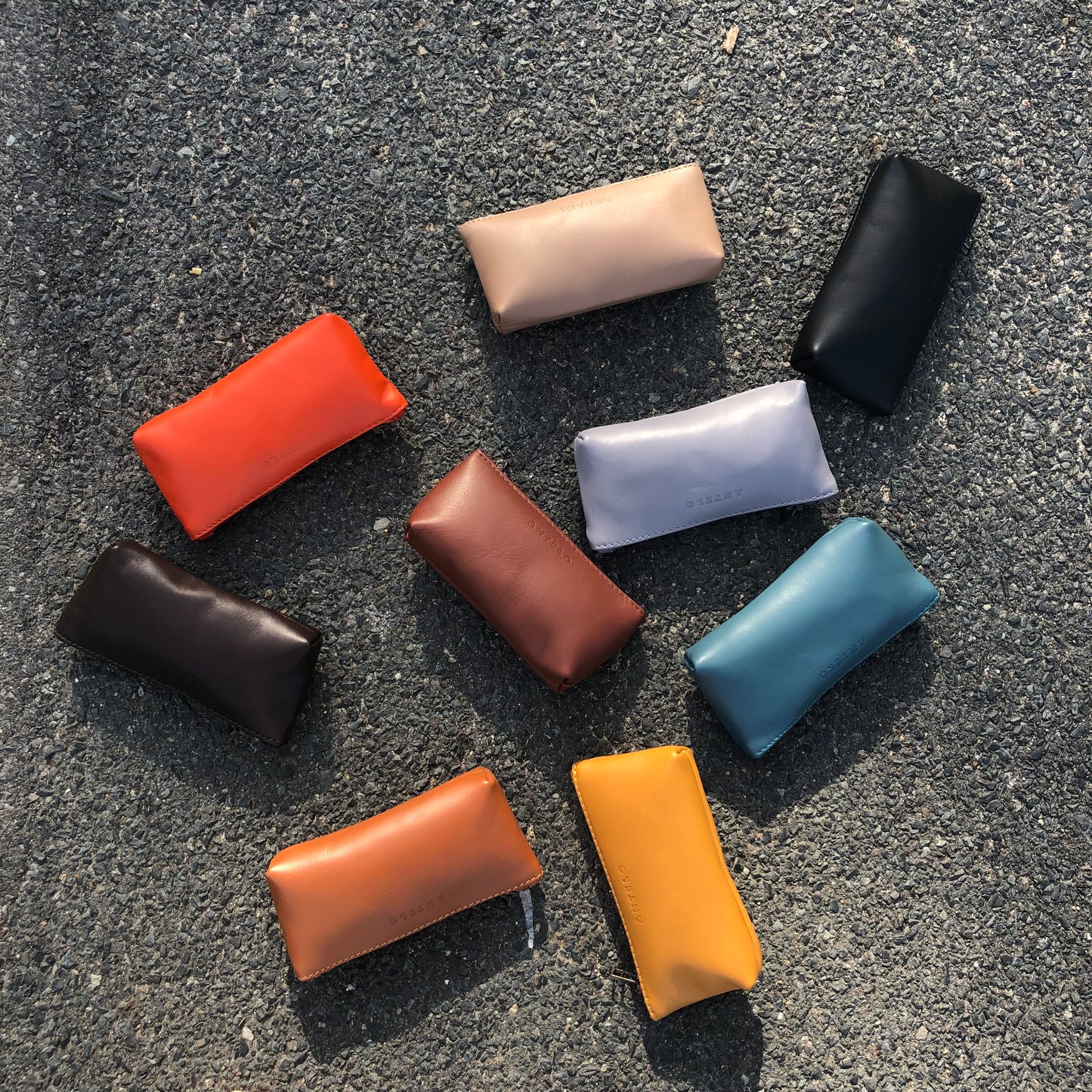 Sofia leather zip pouch
