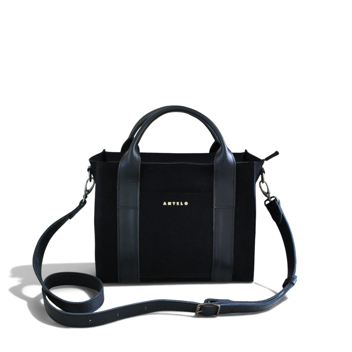 Noa East-West Medium Crossbody shopper - MINOR FLAW