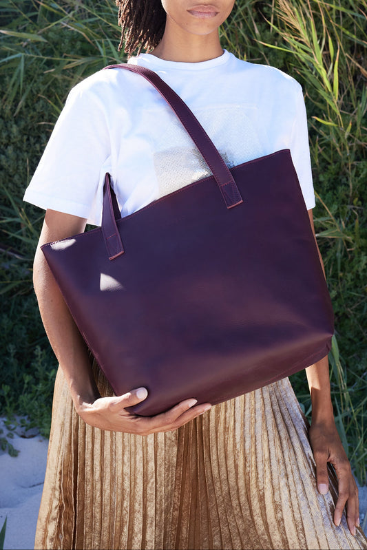 Emmy unlined Leather Tote with Zip - MINOR FLAW