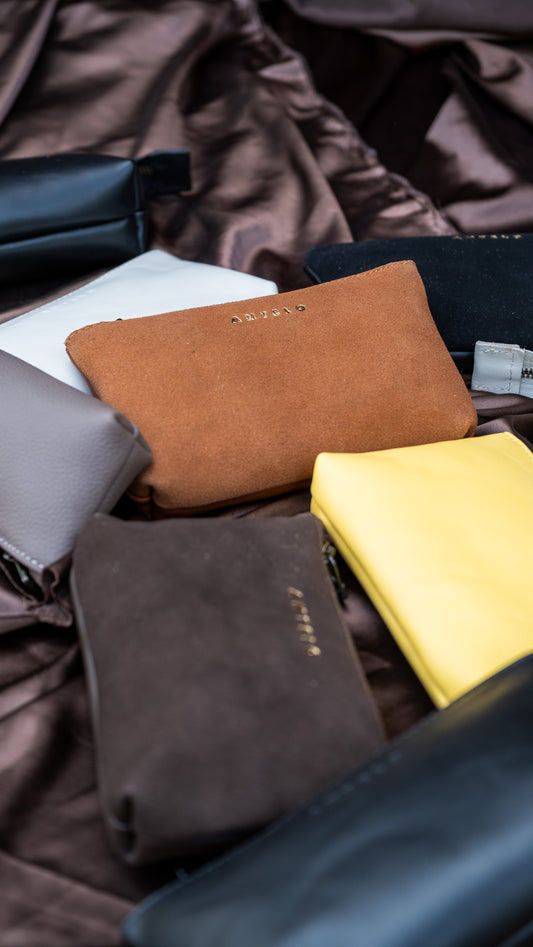 Norris leather zip pouch