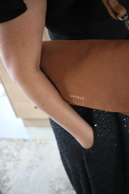 Freya East-West leather shoulder bag