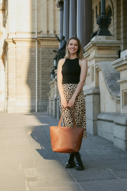 Emmy unlined Leather Tote with Zip