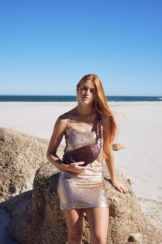 River adjustable leather moon-bag - SALE