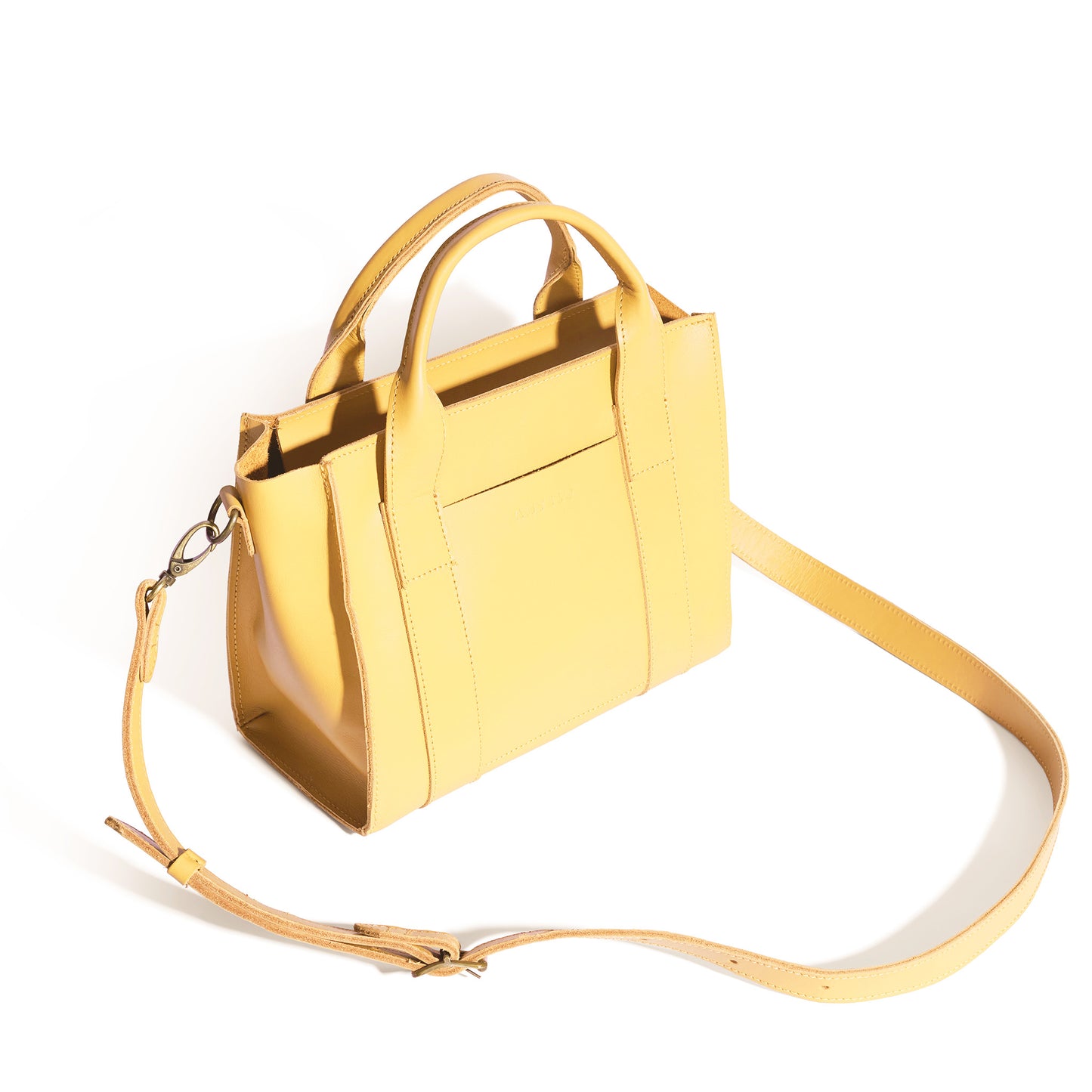 Noa East-West Medium Crossbody shopper - MINOR FLAW
