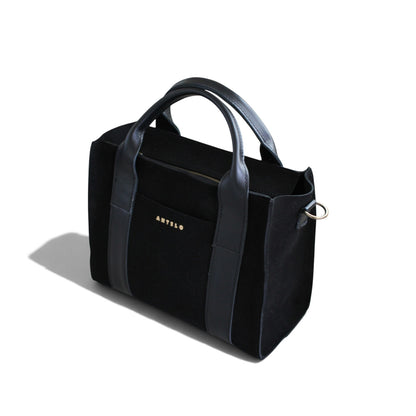Noa East-West Medium Crossbody shopper - MINOR FLAW