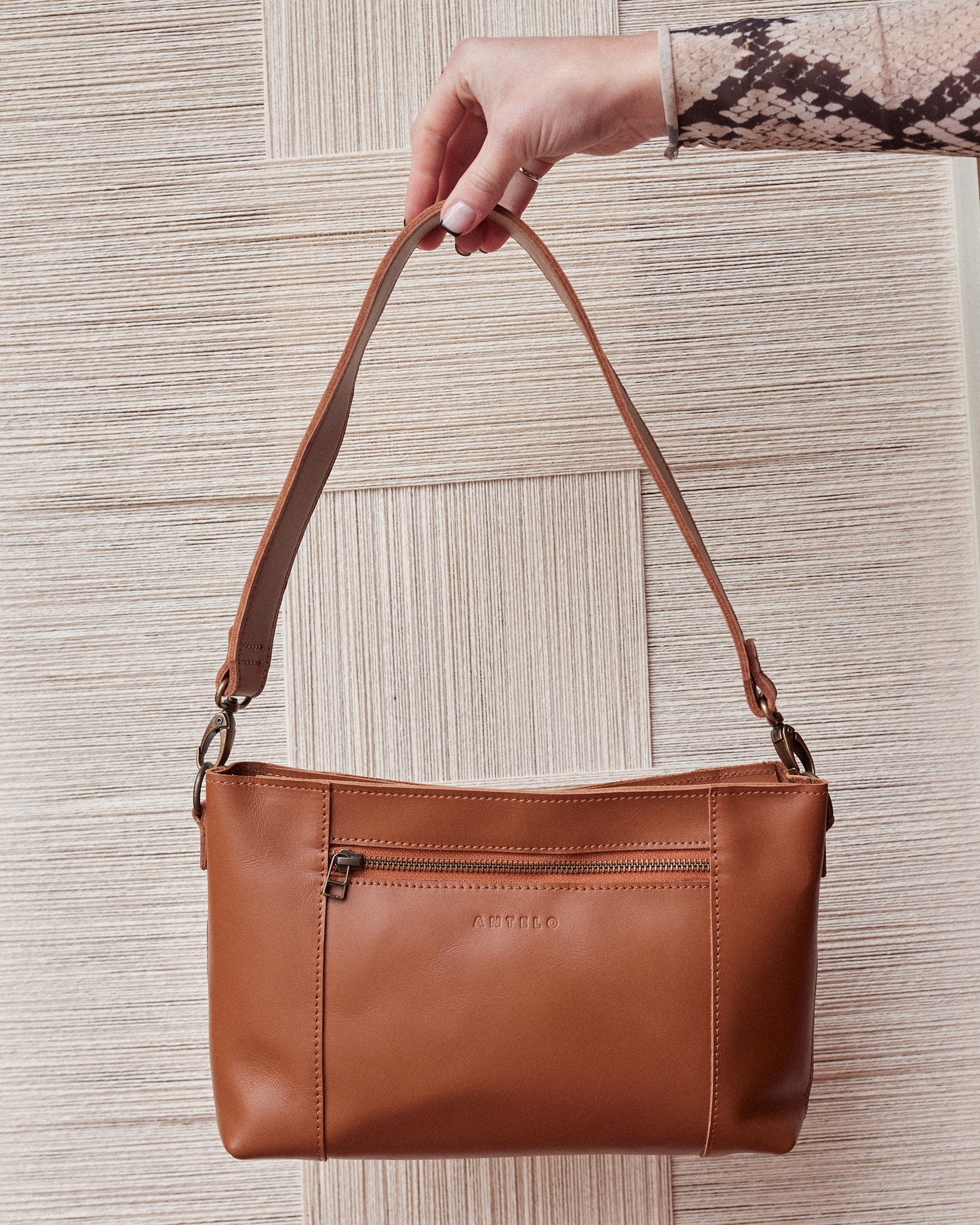 Antelo Crossbody Margo Leather Crossbody + Shoulder Strap