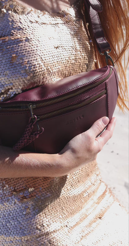River adjustable leather moon-bag - MINOR FLAW